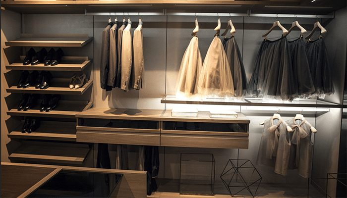 8 dicas para iluminar seu closet e seu armário