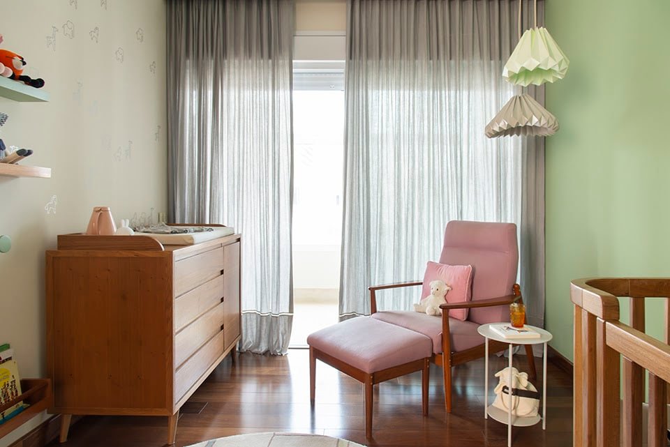 7 Dicas para Evitar Erros na Decoração do Quarto do Bebê 1 Quanto menos móveis, melhor