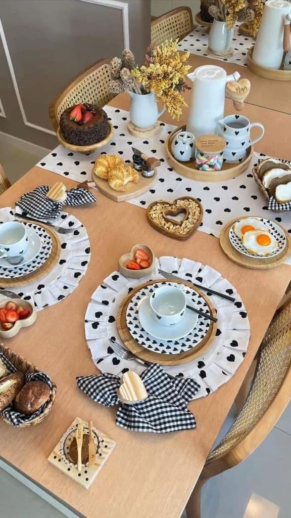 7 Ideias para Decorar uma Mesa Especial no Dia dos Namorados 8 Reprodução/Pinterest