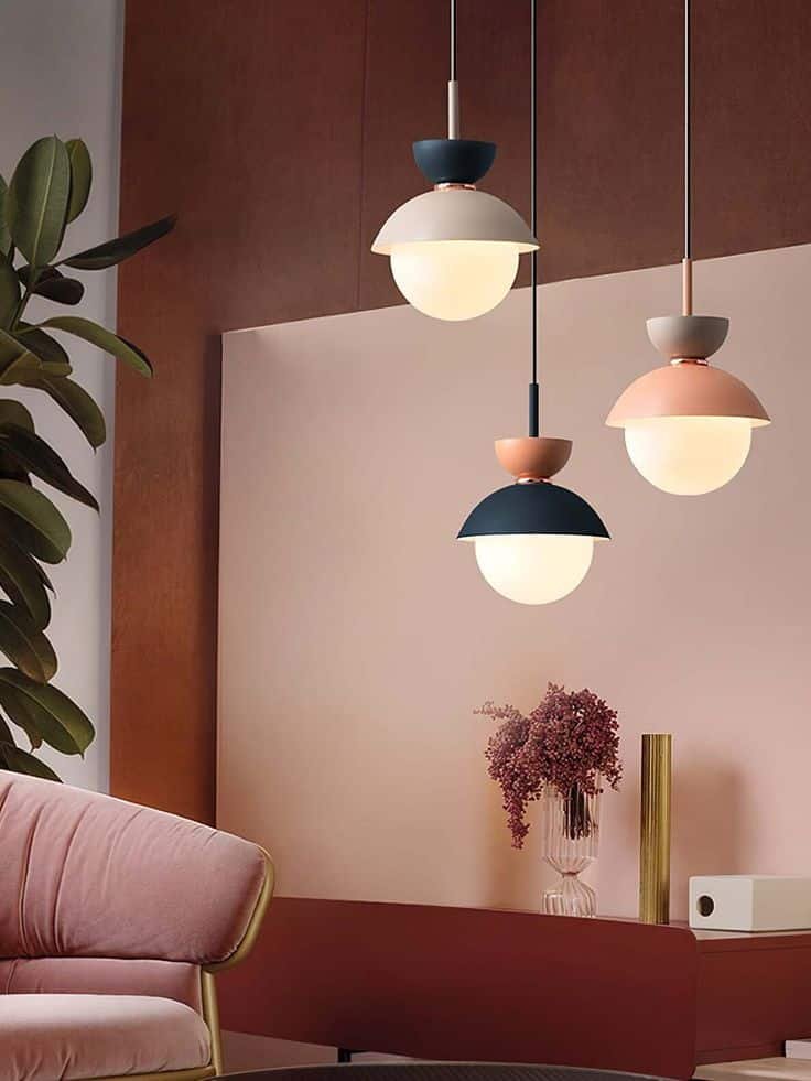 5 Passos para Incluir Pendentes na Decoração do Lar 6 Sala de estar com pendentes