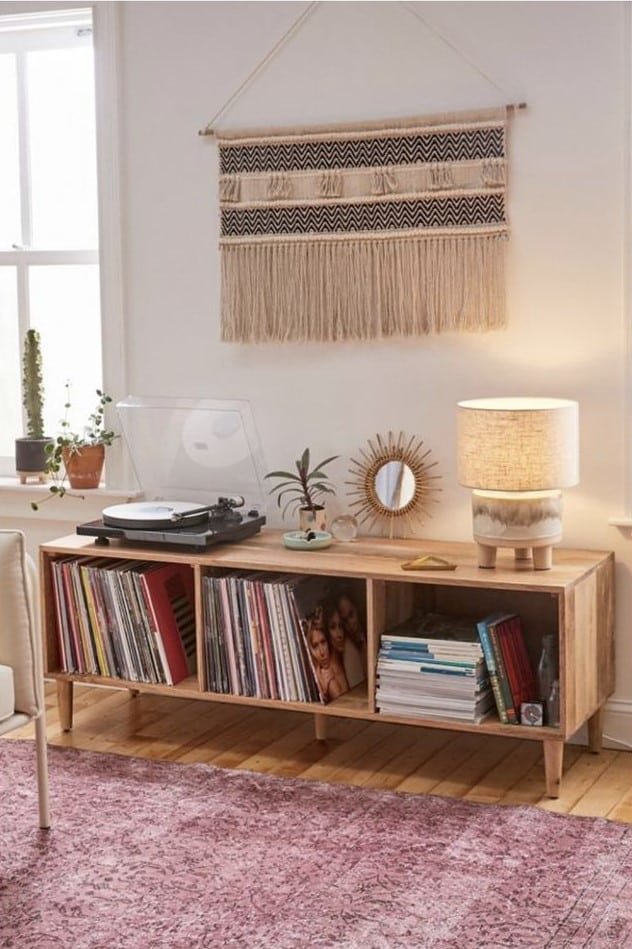 5 Ideias para Usar Vinil na Decoração 5 Balcão horizontal de madeira