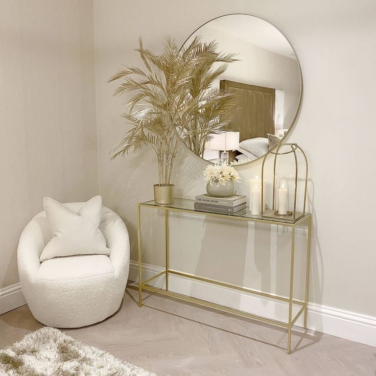 5 Maneiras de Usar a Tendência do Metal na Decoração 1 Aparador em dourado