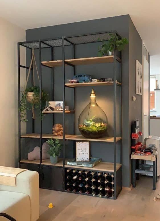5 Maneiras de Usar a Tendência do Metal na Decoração 6 Estante em metal na sala de estar