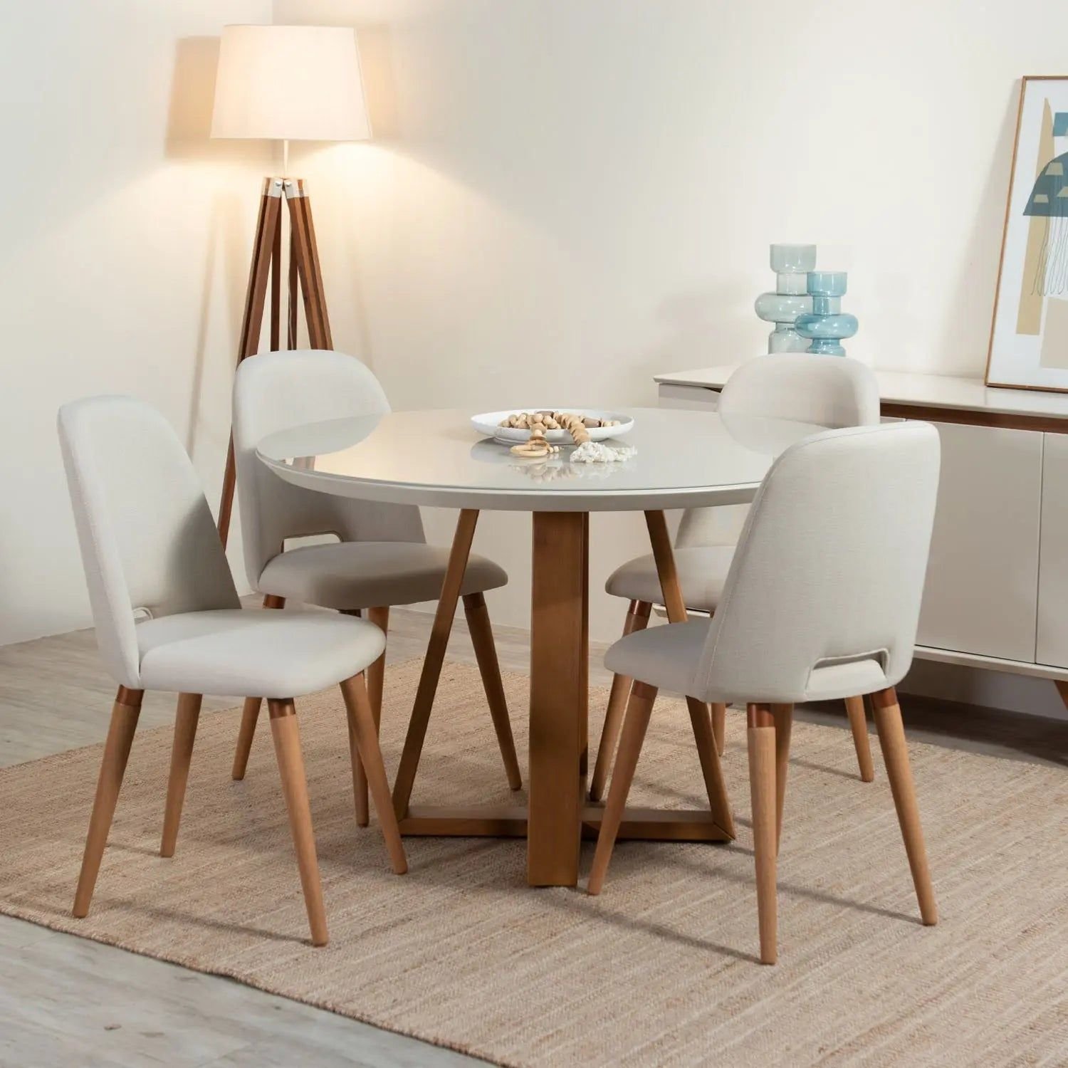 5 Mesas de Jantar de 4 Lugares para Apartamentos Pequenos