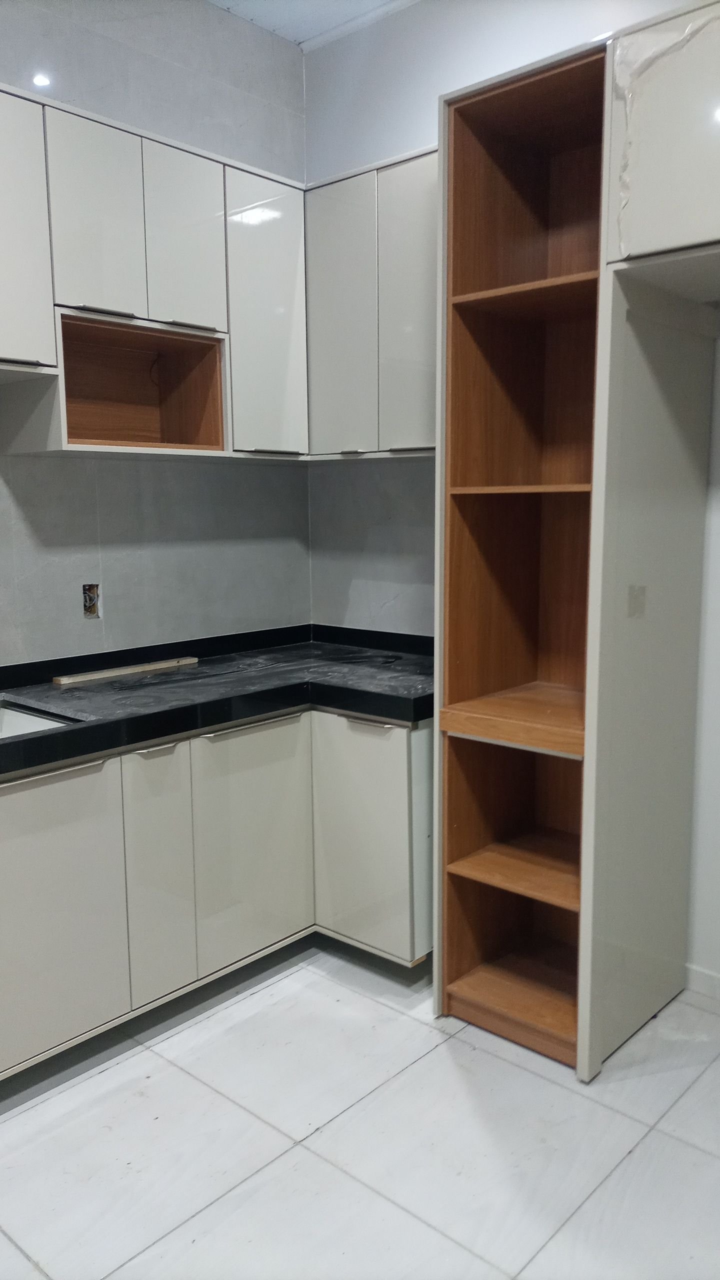 5 Dicas Essenciais para Transformar sua Cozinha Pequena com Armários Planejados 6 Armário Planejado: 5 Dicas para Cozinhas Pequenas